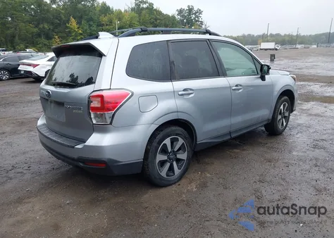 2017 Subaru Forester 2.5I Premium z USA, uszkodzony, nr VIN JF2SJAGC9HH528971